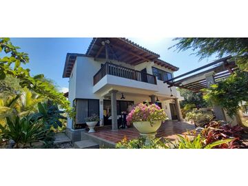 Venta de casa en conjunto cerrado frente al mar Don Jaca – Santa Marta