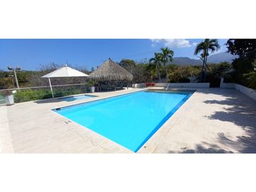 Venta de casa en conjunto cerrado frente al mar Don Jaca – Santa Marta