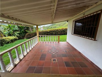 FINCA GANADERA EN VENTA O PERMUTA URRAO ANTIOQUIA