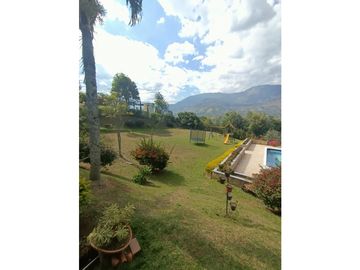 Vendo FINCA en Copacabana