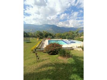 Vendo FINCA en Copacabana