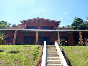 Vendo FINCA en Copacabana
