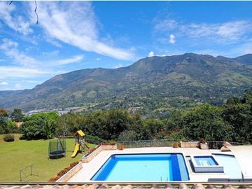 Vendo FINCA en Copacabana