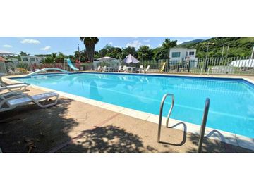 Casa En Condominio Con Piscina En San Joaquín La Mesa Cundi