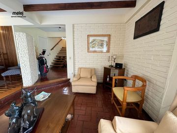 Vende Cómoda Casa  en el Plan de Viña del Mar