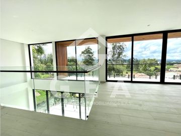 Venta de Casa en Popayán, en Cerritos de la Paz, en el B/ Campobello