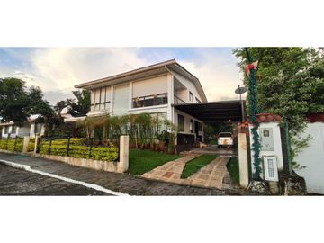 Casa Campestre En La Zona Urbana De La Mesa Cundi