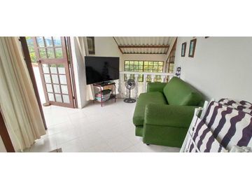 Casa Campestre En San Joaquín En Condominio