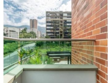 Apartamento en venta en El Poblado sector Loma de Los Parra