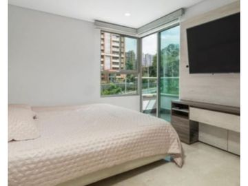 Apartamento en venta en El Poblado sector Loma de Los Parra
