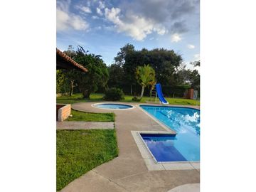 VENDO CASA DE CAMPO EN VITERBO CALDAS