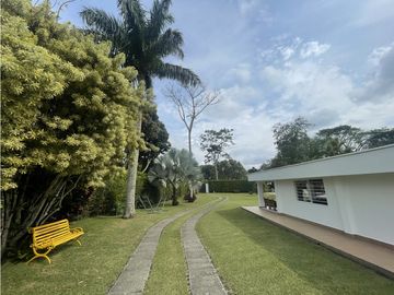Se Vende  Chalet Urbanización Campestre Lote Independiente