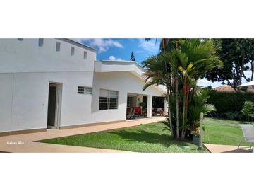Se Vende  Chalet Urbanización Campestre Lote Independiente