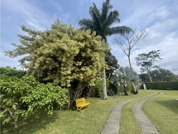 Se Vende  Chalet Urbanización Campestre Lote Independiente