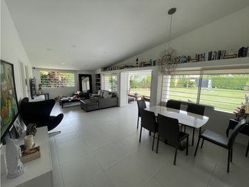 Se Vende  Chalet Urbanización Campestre Lote Independiente