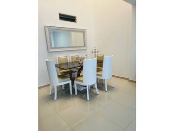 Barrio Las Flores - Casa en venta y/o permuta