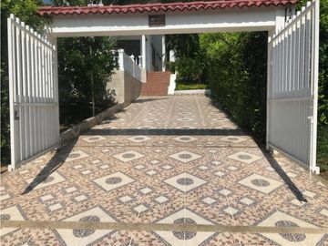 Casa en venta en Melgar sector La Herradura