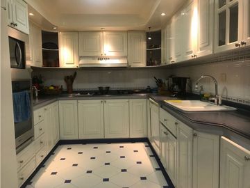 VENTA APTO REMODELADO RODEADO DE NATURALEZA EN NIZA. BOGOT