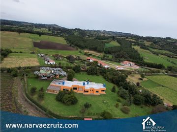 Hermosa Finca 8 Fanegadas en Subachoque