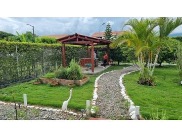 Se vende finca 1.700m2 en parcelación Santa Elena El Cerrito Palmira
