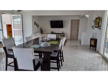 Se vende finca 1.700m2 en parcelación Santa Elena El Cerrito Palmira