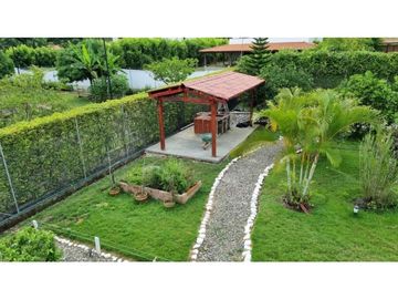Se vende finca 1.700m2 en parcelación Santa Elena El Cerrito Palmira