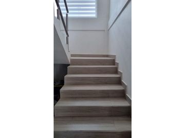 Se vende finca 1.700m2 en parcelación Santa Elena El Cerrito Palmira