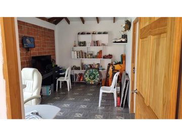 Se vende finca 1.700m2 en parcelación Santa Elena El Cerrito Palmira