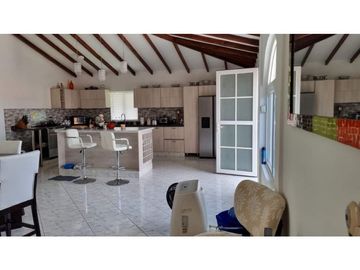Se vende finca 1.700m2 en parcelación Santa Elena El Cerrito Palmira