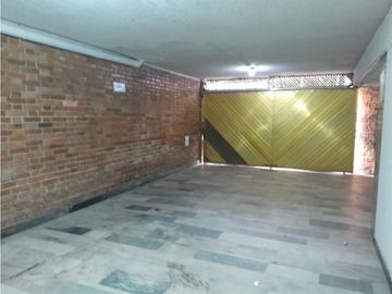 Venta Casa en quinta Paredes