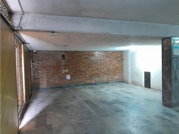 Venta Casa en quinta Paredes