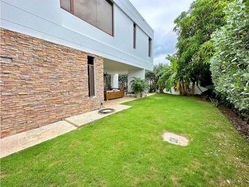 Casa en BARCELONA DE INDIAS de 2 niveles en VENTA en Cartagena