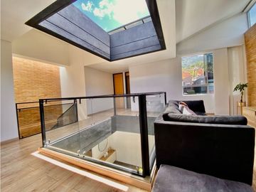 VENDO LUJOSA CASA EN SAN LUCAS
