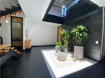 VENDO LUJOSA CASA EN SAN LUCAS
