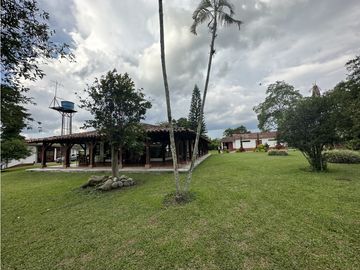 Se Vende Finca Productiva Cerca Al Parque Del Cafe Quindio