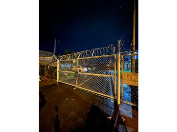 Venta de casa esquinera en Popayán, Barrio El Uvo