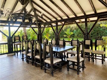 Se Vende Chalet - Vía Montenegro Pueblo Tapao
