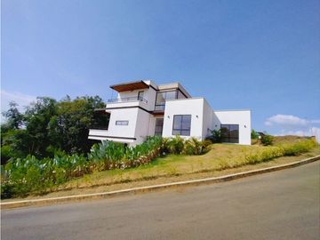 SE VENDE CASA EN CONDOMINIO VERDE HORIZONTE - JAMUNDI