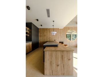 SE VENDE CASA DE LUJO EN PRADOMAR
