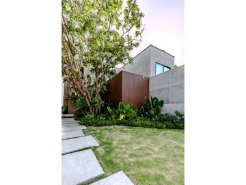 SE VENDE CASA DE LUJO EN PRADOMAR