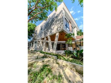 SE VENDE CASA DE LUJO EN PRADOMAR