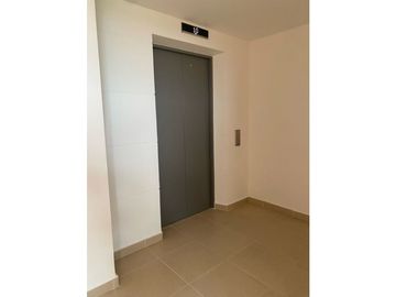 Apartamento en venta sector Altos de los Rosales, Barranquilla