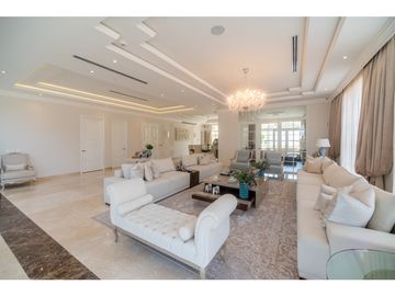 SE VENDE CASA MANSION EN VILLA CAMPESTRE