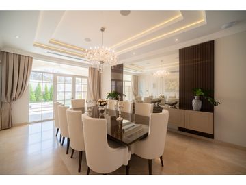 SE VENDE CASA MANSION EN VILLA CAMPESTRE