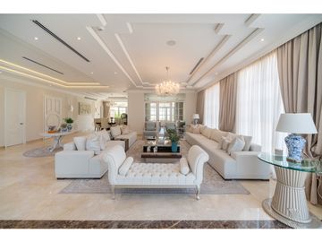 SE VENDE CASA MANSION EN VILLA CAMPESTRE