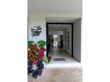 En venta Hermosa casa campestre de 360m2 en La Tebaida Quindio