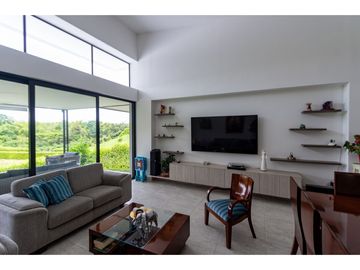 En venta Hermosa casa campestre de 360m2 en La Tebaida Quindio