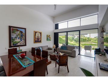 En venta Hermosa casa campestre de 360m2 en La Tebaida Quindio