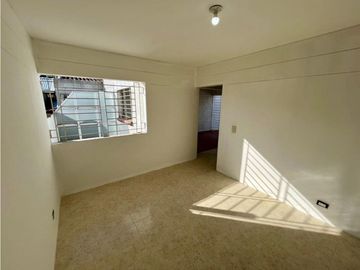 Casa de dos pisos más terraza en venta Barrio Las Mercedes Palmira