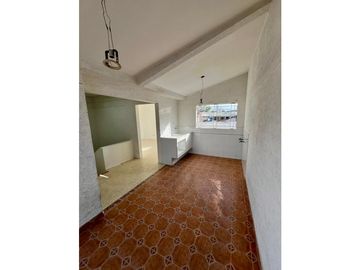 Casa de dos pisos más terraza en venta Barrio Las Mercedes Palmira